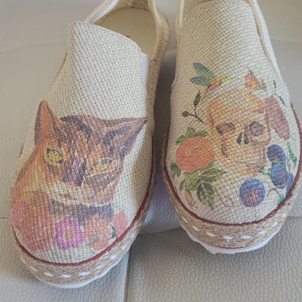 Womans Goby DEL125 Slip On Espadrilles, Size 40(US 9.5) Cat, Skull